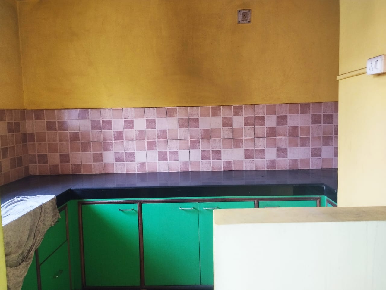 Unfurnished 3bhk in Juripar Path, Barbari Village, Guwahati, Assam, India for Rent